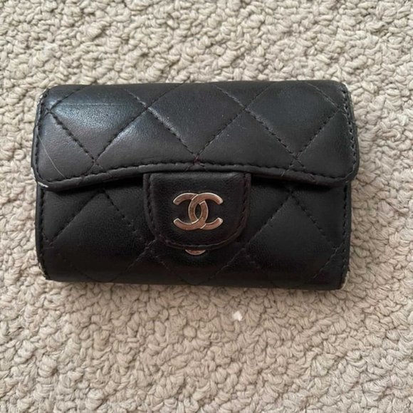 CHANEL Handbags - Chanel Key Holder